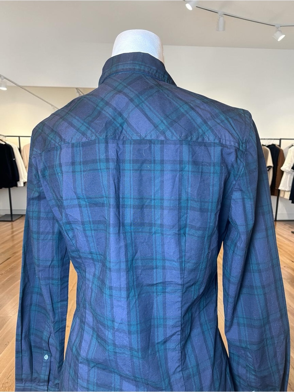 J.Crew Slim Fit Plaid Shirt Size 4
Organic‎ Cotton Button Down Stretch - Picture 6 of 11